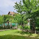 Sunny Side Villa